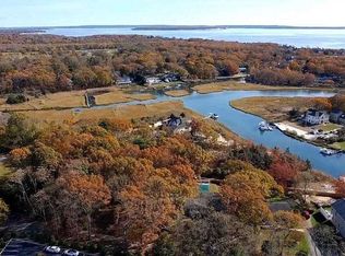 930 Ole Jule Ln, Mattituck, NY 11952