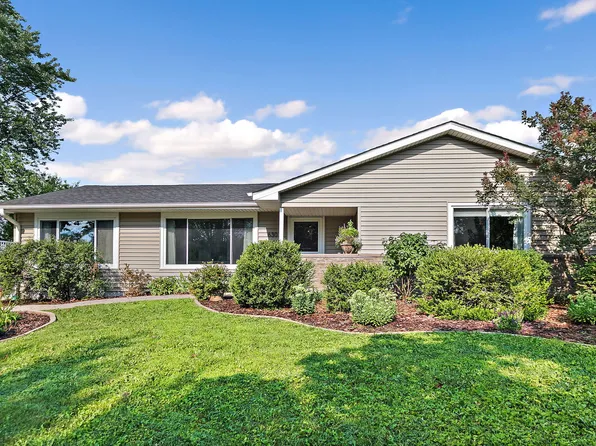 630 Fairview Ln, Schaumburg, IL 60193
