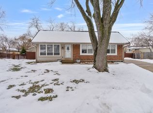 224 Kedvale Ct, Bolingbrook, IL 60440