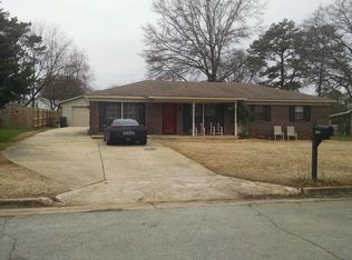 2613 Briar Ave SW, Decatur, AL 35601