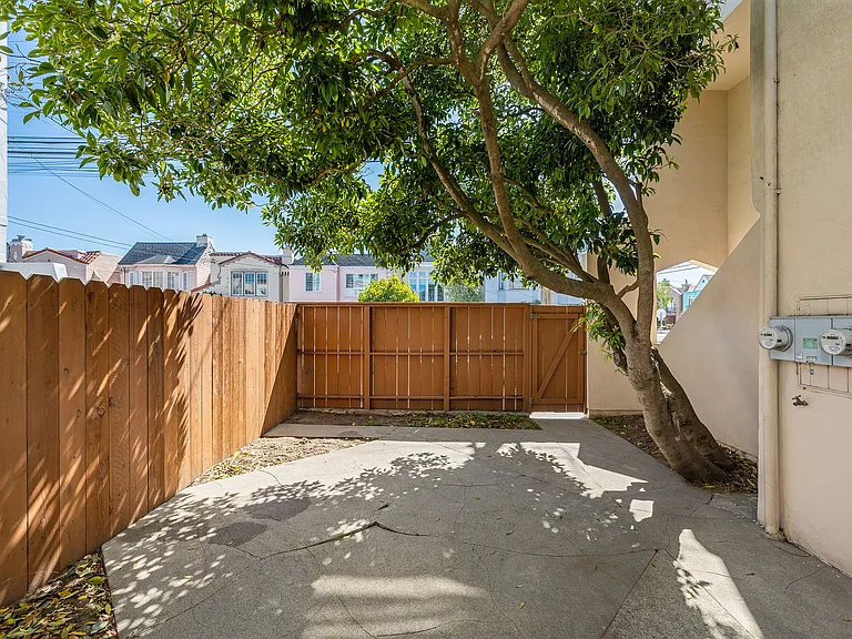 Side yard