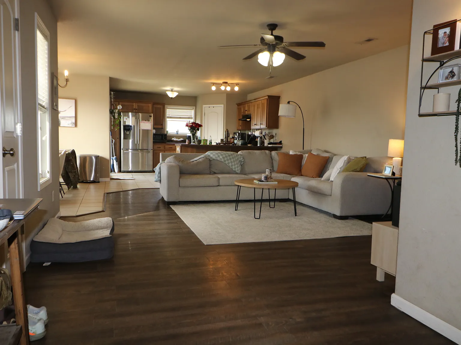 3 bed, 2.5 bath, 2095 sqft, $1,800 — Photo 4