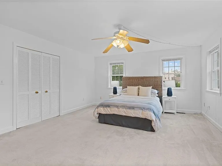 510 Corey Ln — Photo 14