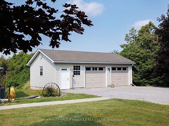 4th image of 243 Fairbairn Rd