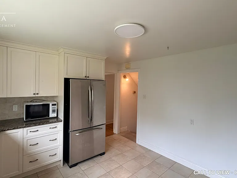 98 Canter Blvd — Photo 4