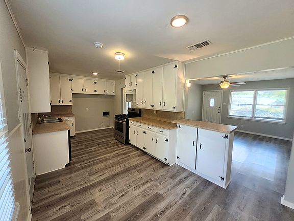5th image of 5225 Sabelle Ln