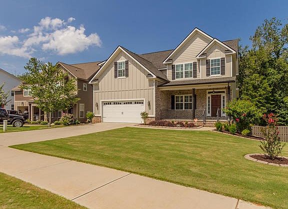 3rd image of 450 Kirkwood Dr