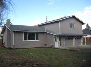 2521 Howard Ave, Medford, OR 97501