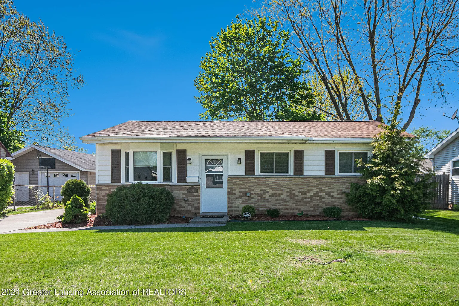4018 Hillborn Ln photo 1