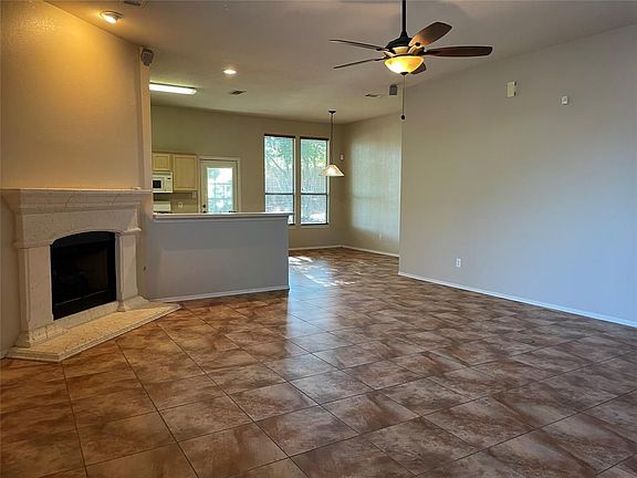 4th image of 289 Mesa Vw