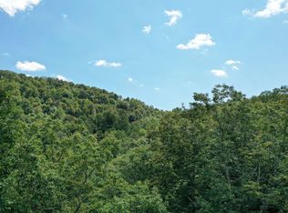 232 Stone Cliff Dr, Ellijay, GA