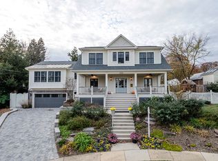 6306 36th St N, Arlington, VA 22213