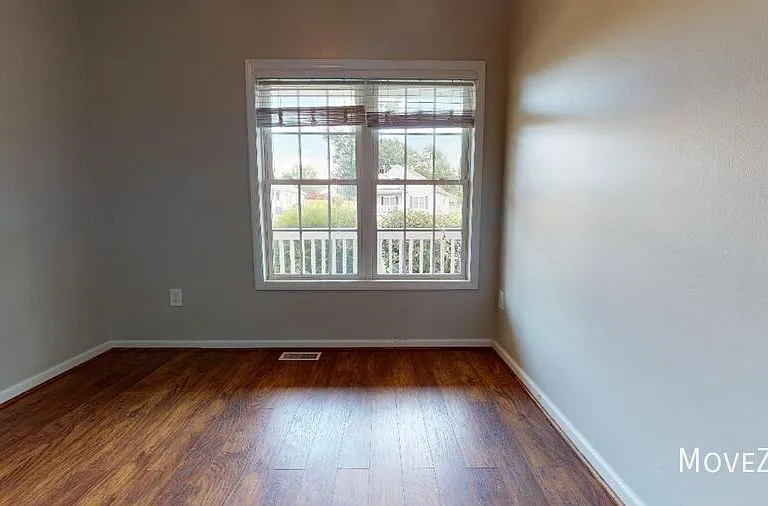 2325 K Wesley Way — Photo 18