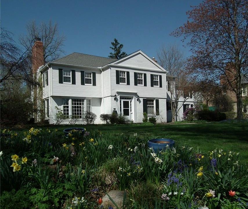 1st image of 18501 Shaker Blvd