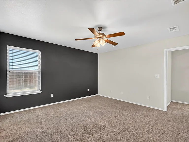 1310 Wrangler Ln — Photo 10