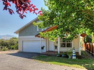 109 Madison St, Talent, OR 97540