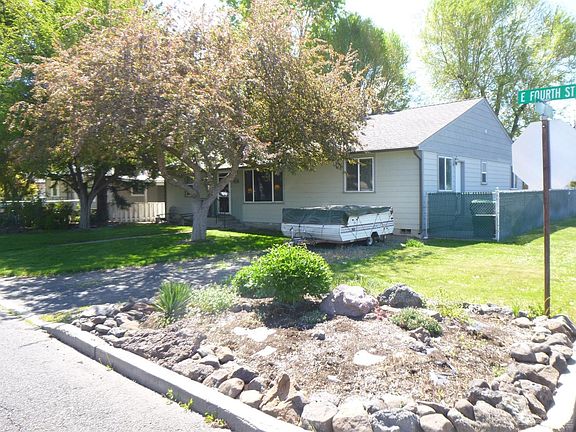 2nd image of 206 SE 4th St