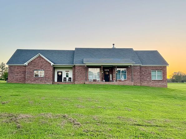 44 Cessna Ave