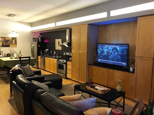 1st image of 705 W 16th St