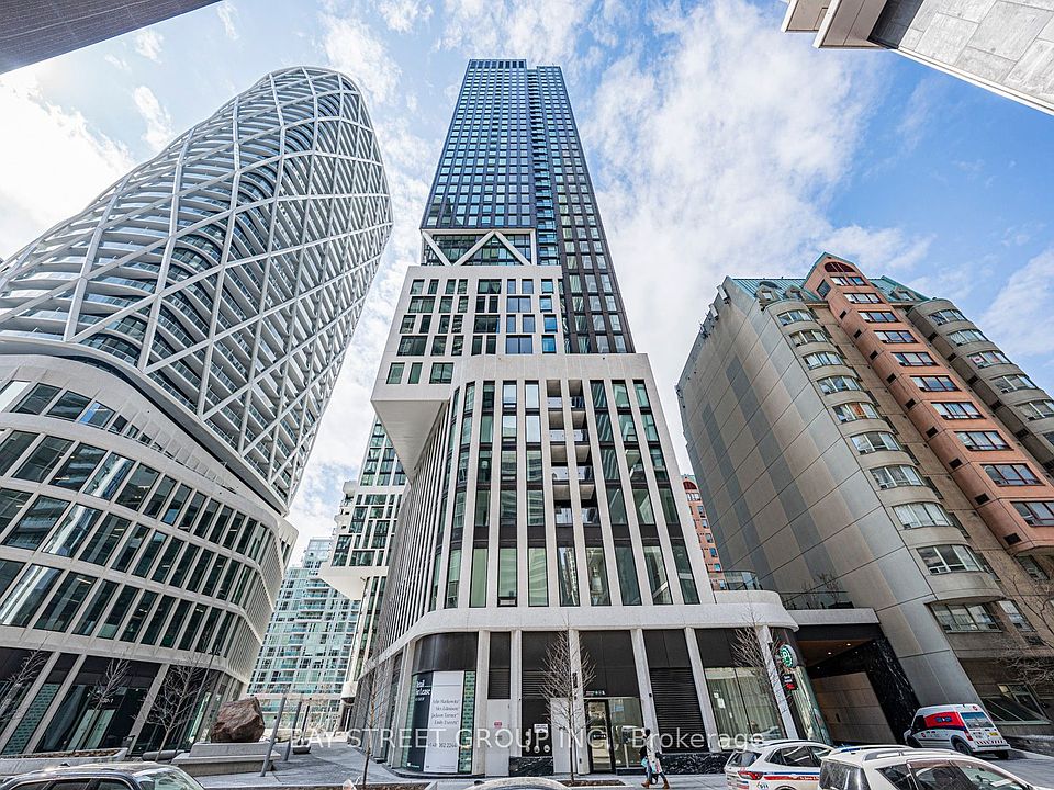 1st image of 238 Simcoe St #606