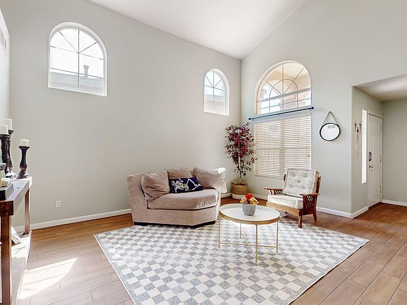 4th image of 9932 Sunshine Mesa Dr NW