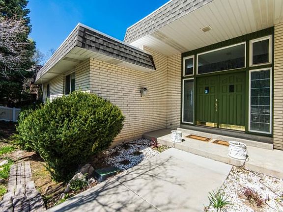 3rd image of 4424 S Covecrest Dr