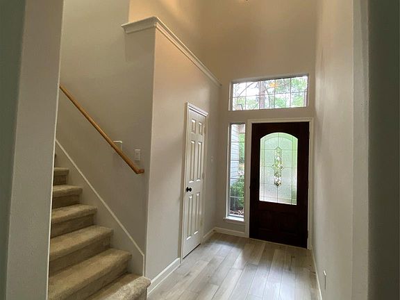 5th image of 163 Ledgestone Pl