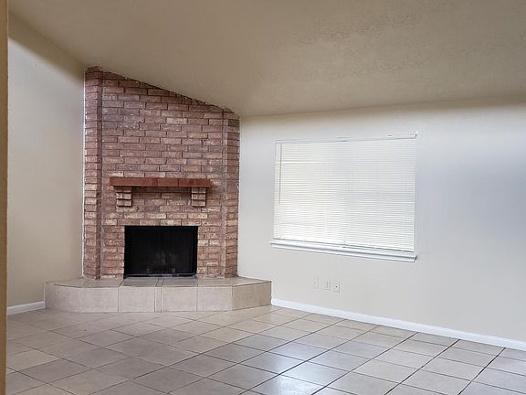 2nd image of 8210 Quail Hills Dr