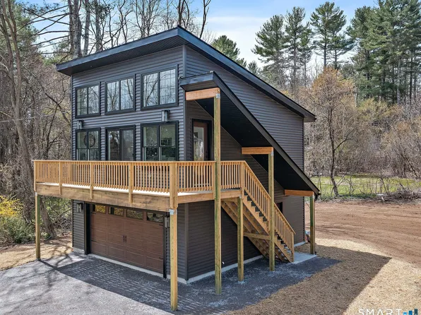 14 Indian Run Drive, Thompson, CT 06277