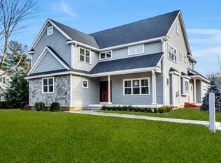 32 Lockeland Rd, Winchester, MA 01890