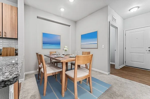 Broxton Bay Apartments — Photo 43