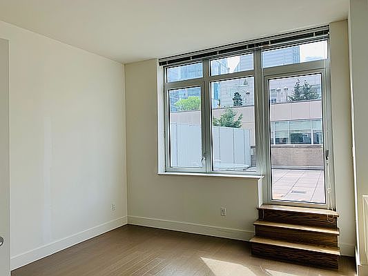 5th image of 229 W 60th St APT 8B