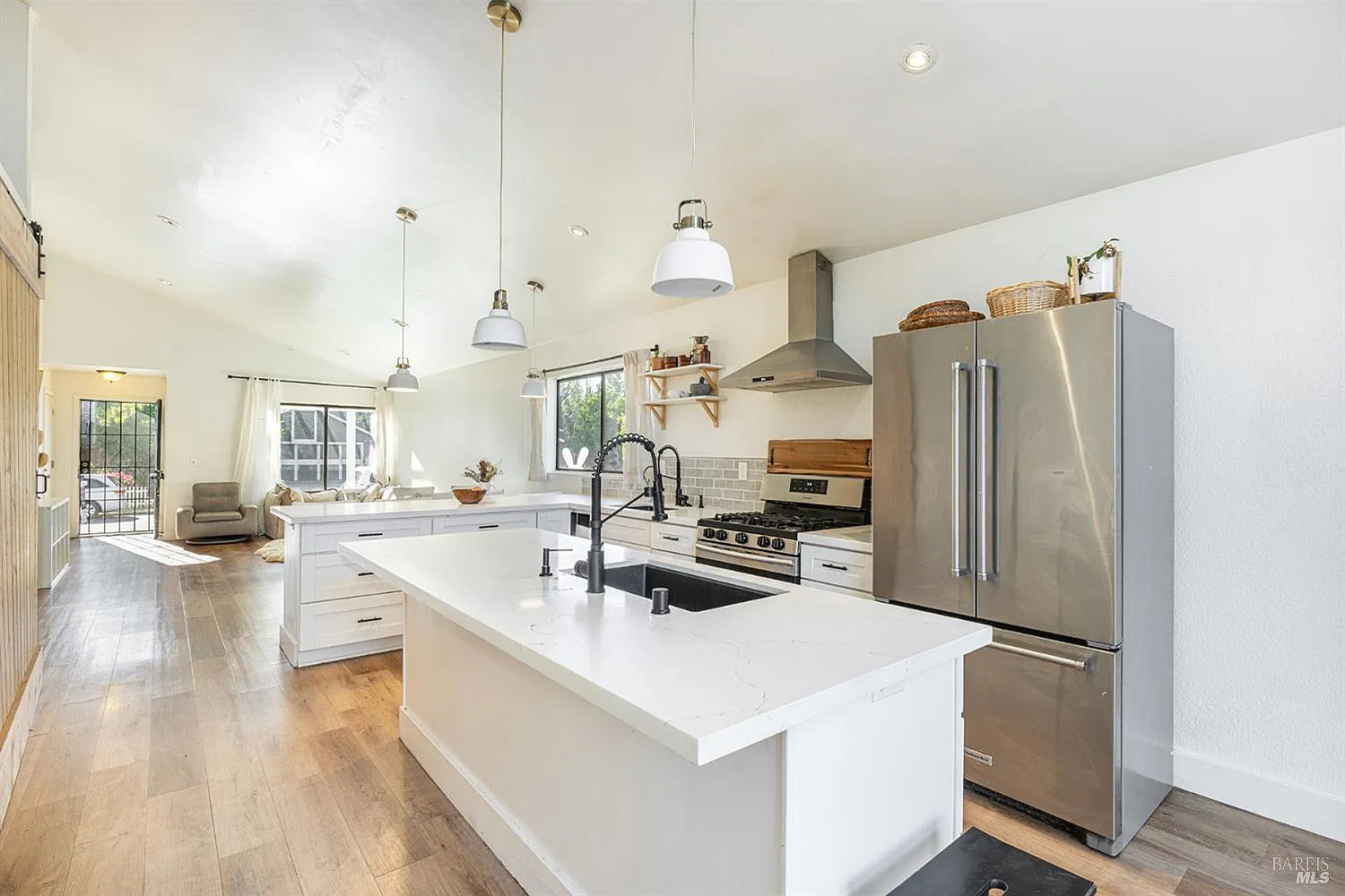 690 Claudius Way - Photo 10