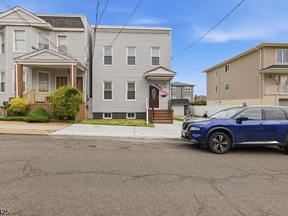 2nd image of 145 Tappan St