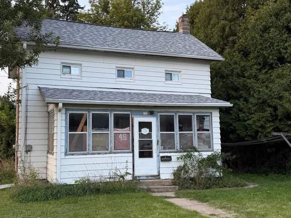 163 Johnson St, Oregon, WI 53575