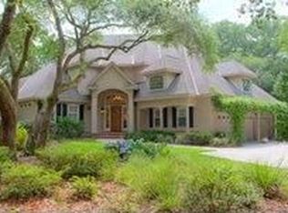 3 Abermarle Pl, Hilton Head Island, SC 29928
