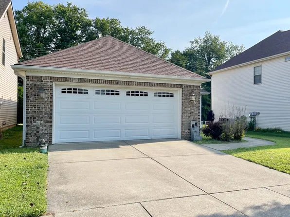 2029 Drummond Dr, Lexington, KY 40511