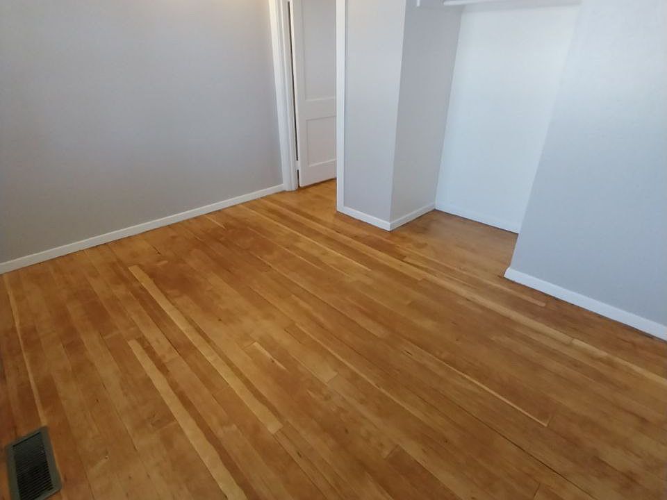 Bedroom 1 - Angle 2