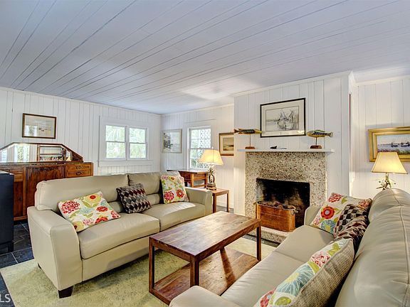 4th image of 1705 Dixon Ln