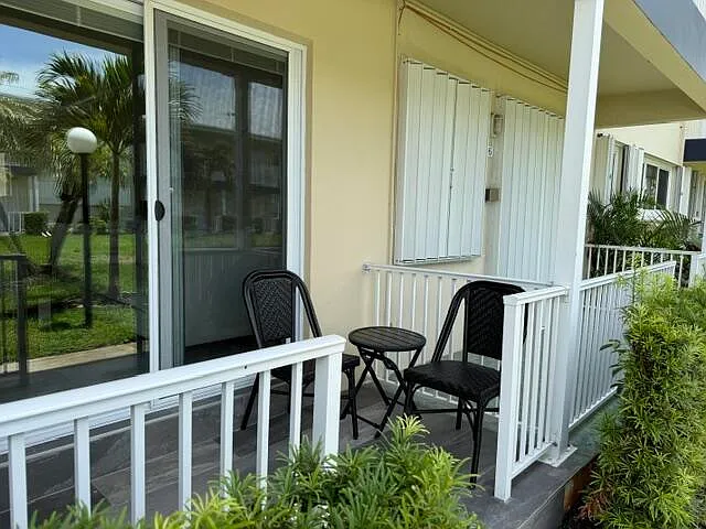 223 S Federal Hwy #17 — Photo 18