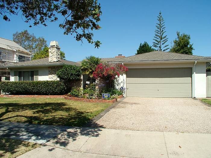 1st image of 860 Alameda Blvd