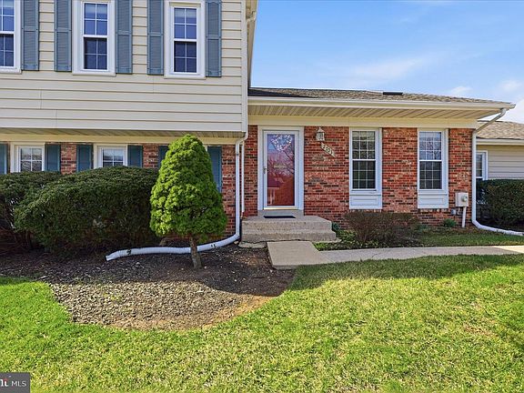 4th image of 2703 Lackawanna Pl