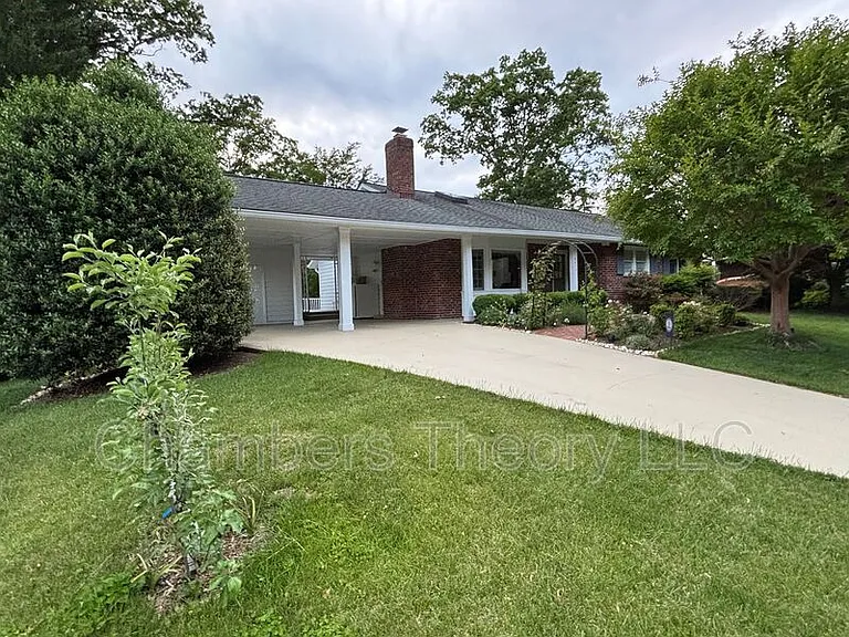 4216 Worcester Dr — Photo 3