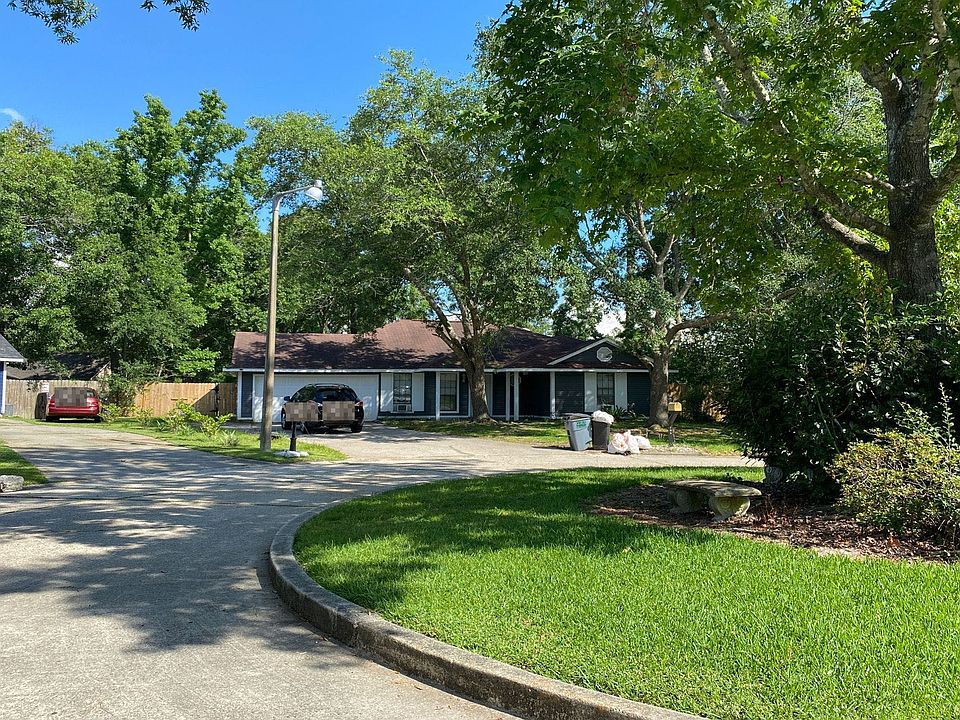 1st image of 106 S Pebble Beach Ct
