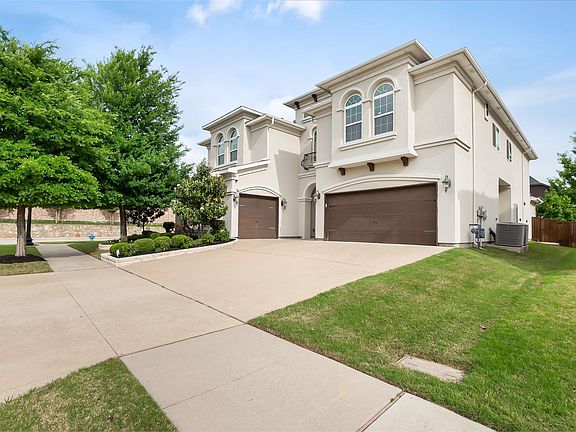3rd image of 12818 Caterpillar Dr