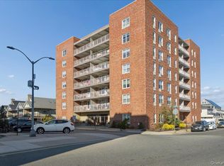 855 E Broadway #4G, Long Beach, NY 11561