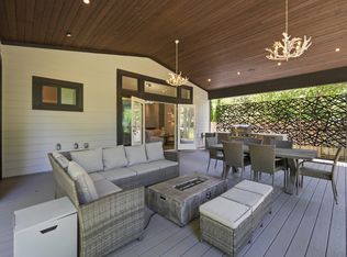 23257 Dogwood Ave, Maple Ridge, BC V2X4S4