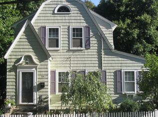 104 Grove St, Quincy, MA 02169