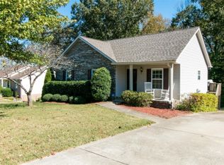 927 Drum Ln, Clarksville, TN 37043