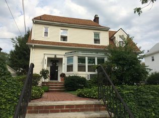 4369 170th St, Flushing, NY 11358